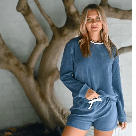 🩳Riviera Ready • Erin Gray Toweling Shorts in Slate Blue • Boutique Chic NWT - Picture 1 of 5